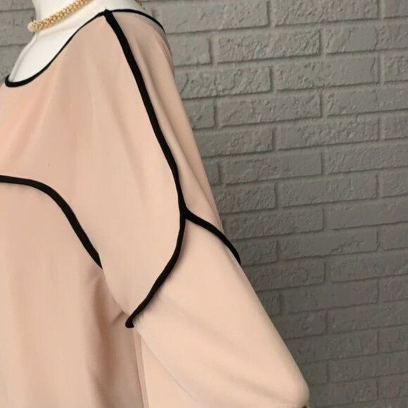 Calvin Klein Modern Essential Women Blush Hi-Low Blouse Size M NWT - Picture 8 of 12